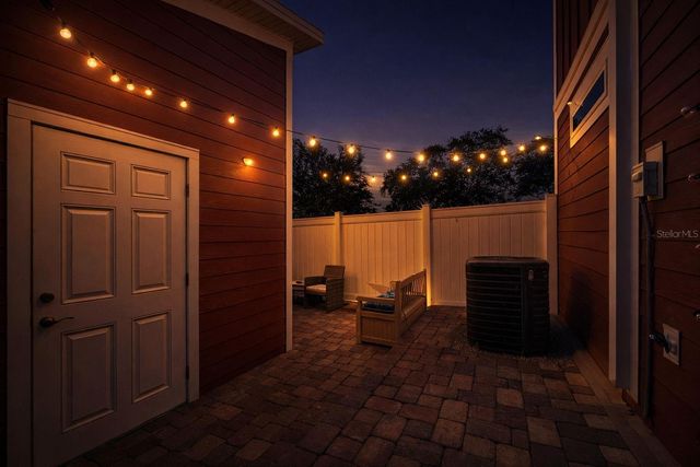 1132 MARTIN LUTHER KING JR AVE, Dunedin, FL 34698