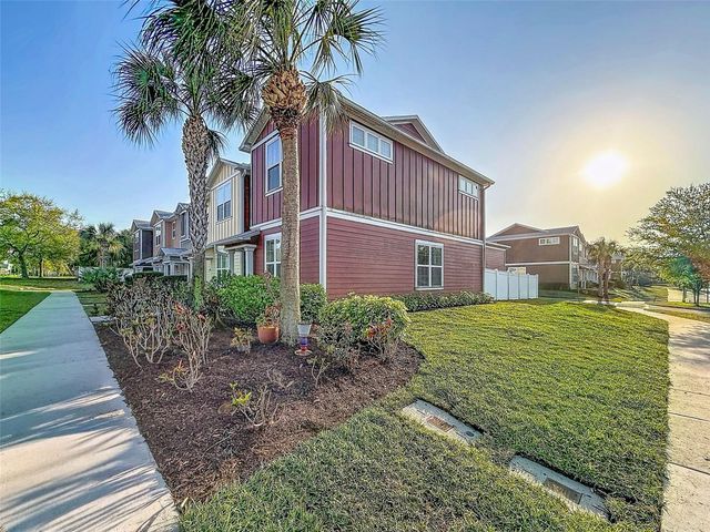 1132 MARTIN LUTHER KING JR AVE, Dunedin, FL 34698