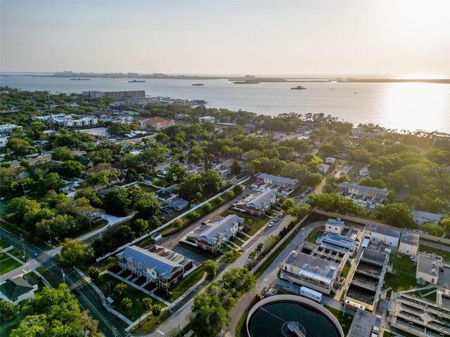 1132 MARTIN LUTHER KING JR AVE, Dunedin, FL 34698