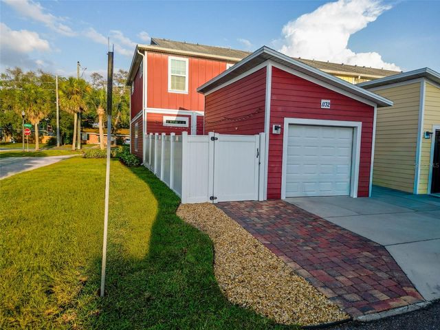 1132 MARTIN LUTHER KING JR AVE, Dunedin, FL 34698