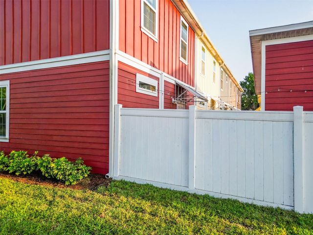 1132 MARTIN LUTHER KING JR AVE, Dunedin, FL 34698