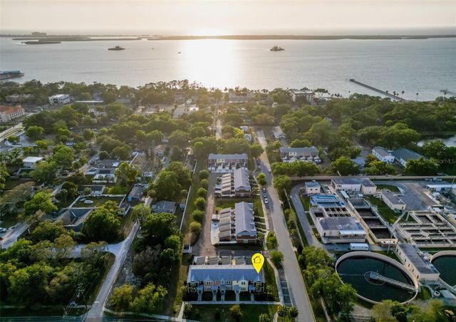 1132 MARTIN LUTHER KING JR AVE, Dunedin, FL 34698