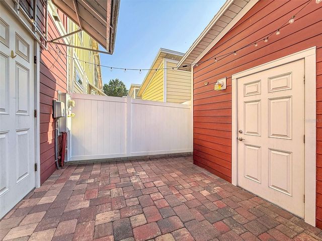 1132 MARTIN LUTHER KING JR AVE, Dunedin, FL 34698