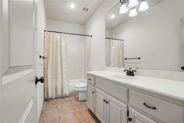 21459 W 116th Street, Olathe, KS 66061