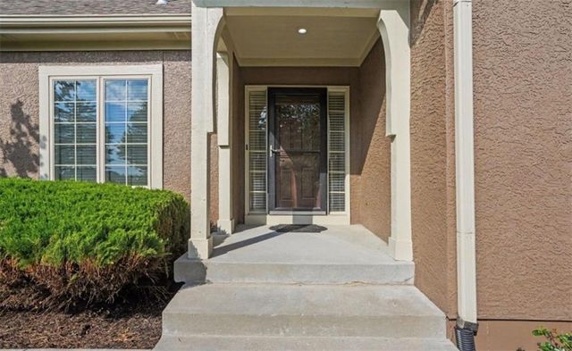 21459 W 116th Street, Olathe, KS 66061