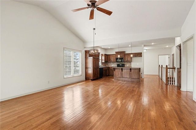 21459 W 116th Street, Olathe, KS 66061