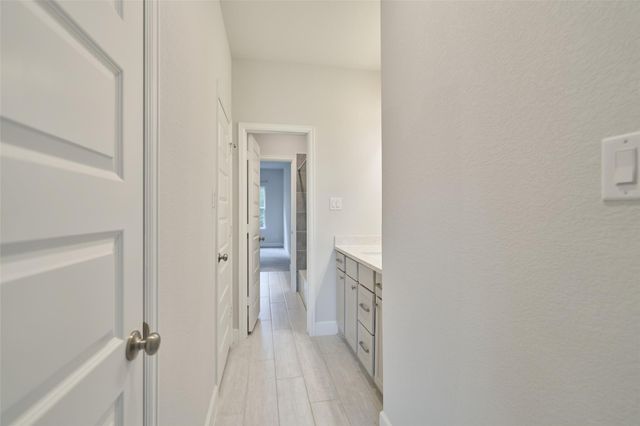 237 Patina Sorrel Drive, Montgomery, TX 77316