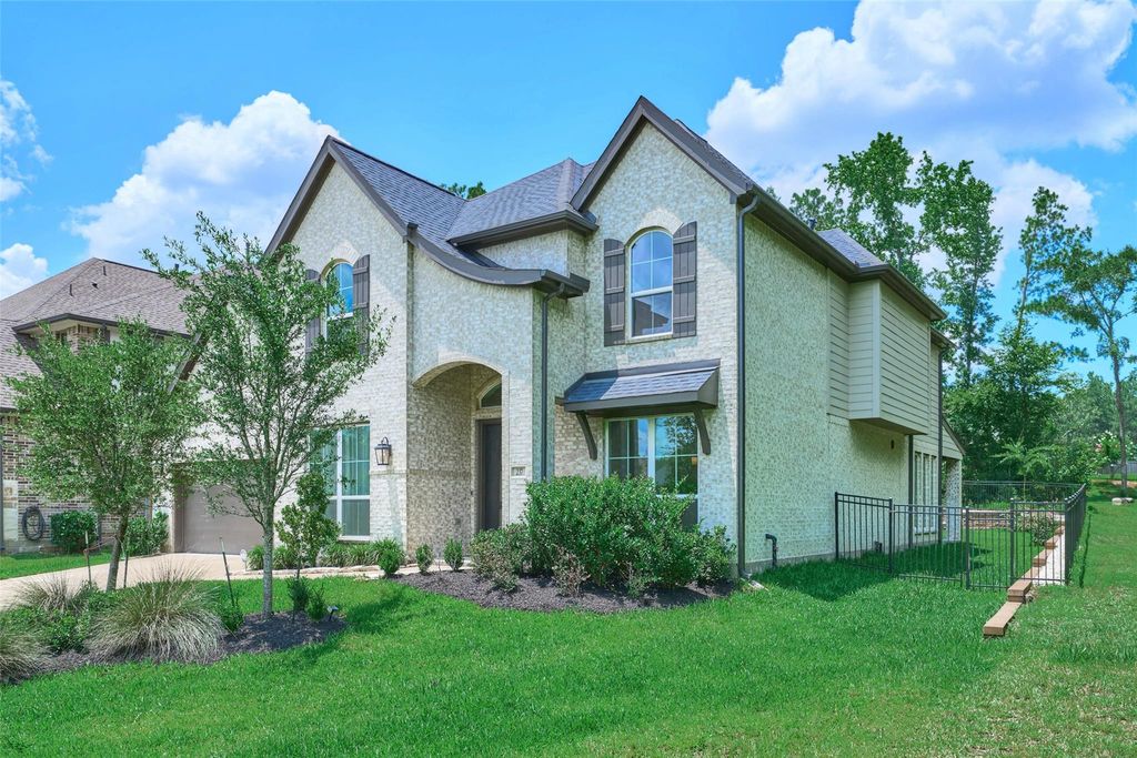 237 Patina Sorrel Drive, Montgomery, TX 77316