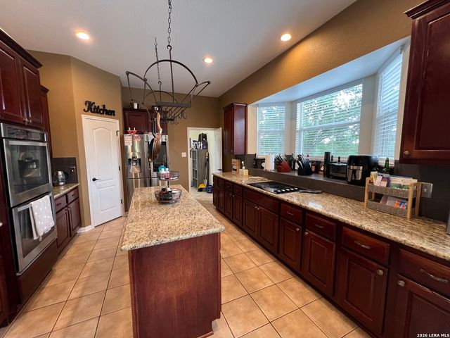 1346 desert link, San Antonio, TX 78254