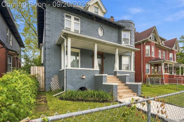 700 W Euclid Street, Detroit, MI 48202