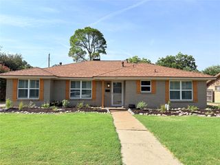 1210 Weathered Street, Irving, TX 75062