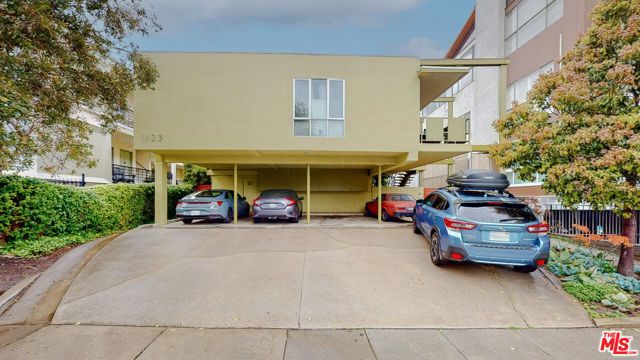 1123 10th Street E, Santa Monica, CA 90403
