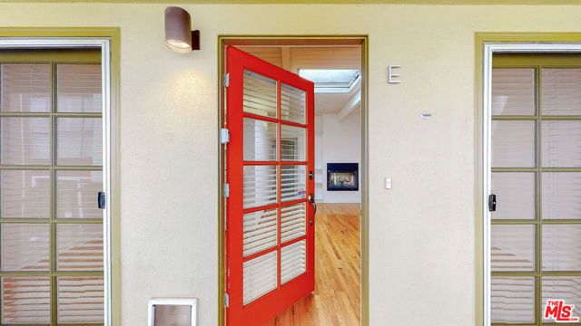 1123 10th Street E, Santa Monica, CA 90403
