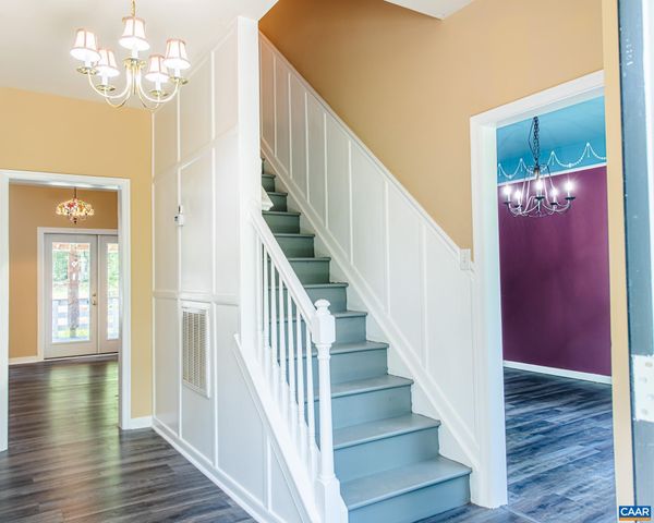 571 PARADISE LN, Gordonsville, VA 22942