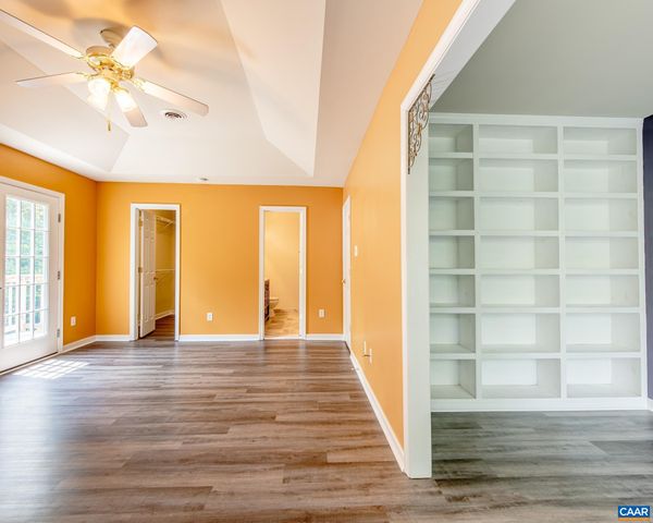 571 PARADISE LN, Gordonsville, VA 22942