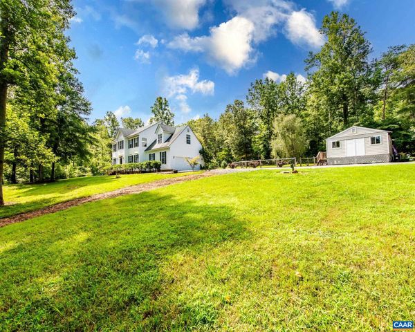 571 PARADISE LN, Gordonsville, VA 22942
