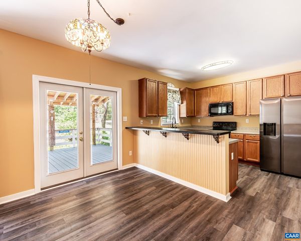 571 PARADISE LN, Gordonsville, VA 22942