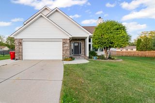 28787 Yorkshire Drive, Chesterfield Twp, MI 48047