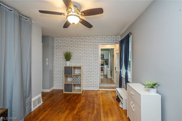 3141 8th Street, Cuyahoga Falls, OH 44221