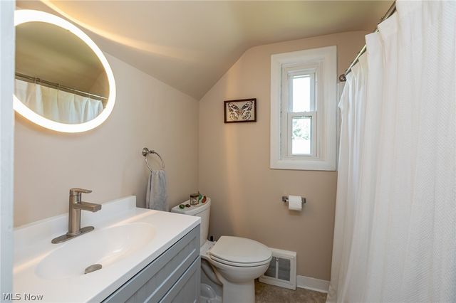 3141 8th Street, Cuyahoga Falls, OH 44221