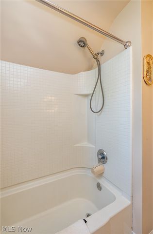 3141 8th Street, Cuyahoga Falls, OH 44221