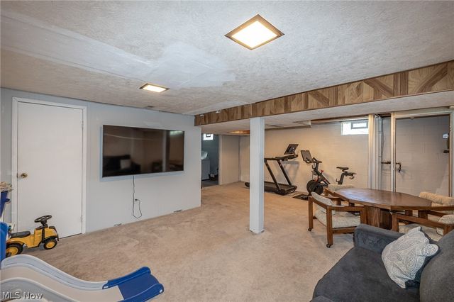 3141 8th Street, Cuyahoga Falls, OH 44221