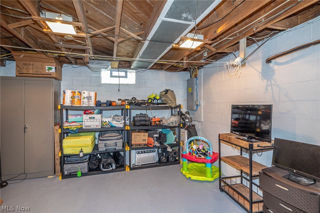 3141 8th Street, Cuyahoga Falls, OH 44221