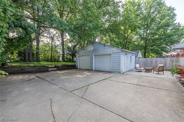 3141 8th Street, Cuyahoga Falls, OH 44221