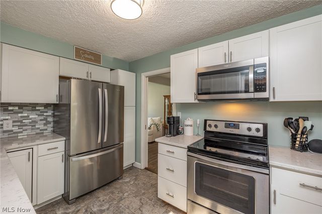 3141 8th Street, Cuyahoga Falls, OH 44221