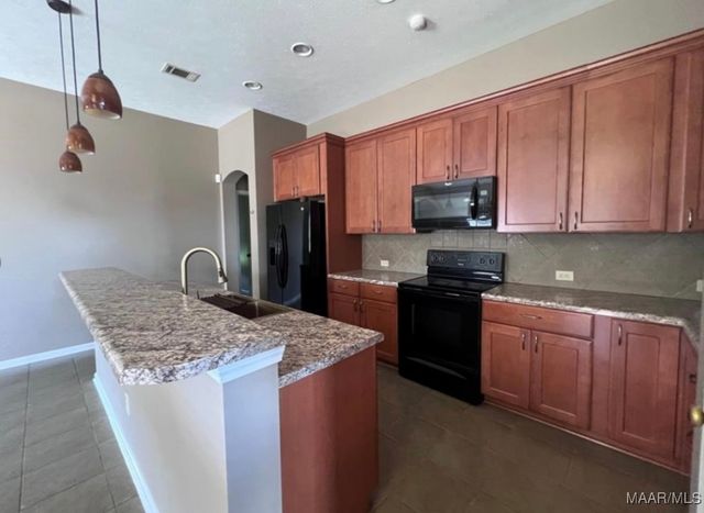 701 STONEYBROOKE Way, Montgomery, AL 36117