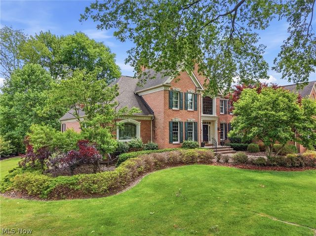 312 Aberdeen Lane, Aurora, OH 44202