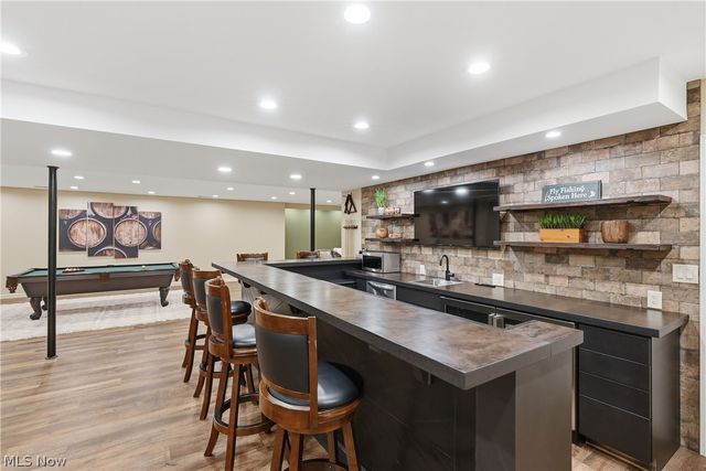 312 Aberdeen Lane, Aurora, OH 44202