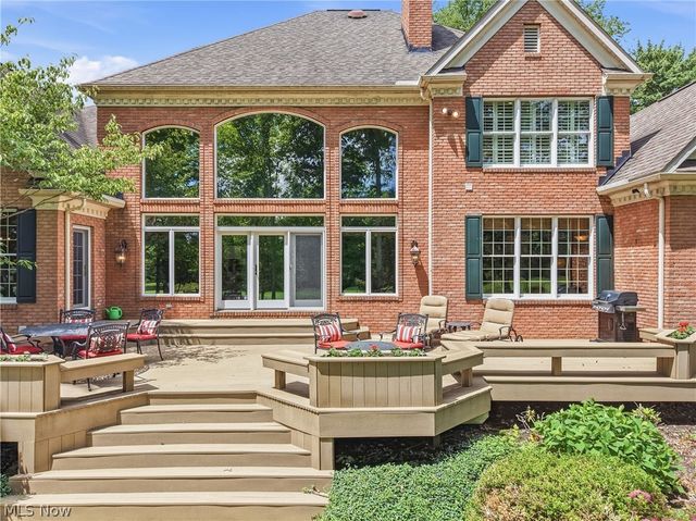 312 Aberdeen Lane, Aurora, OH 44202
