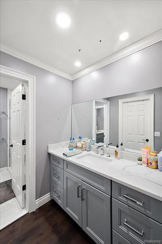 63142 Turnberry Way, Washington, MI 48095