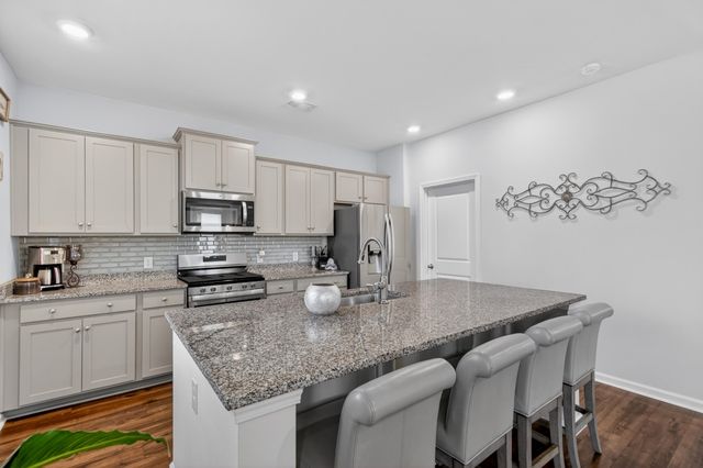 437 Ribbon Road, Summerville, SC 29483