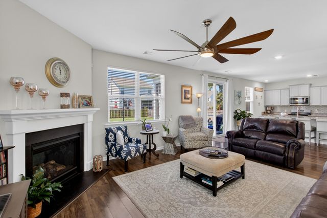437 Ribbon Road, Summerville, SC 29483