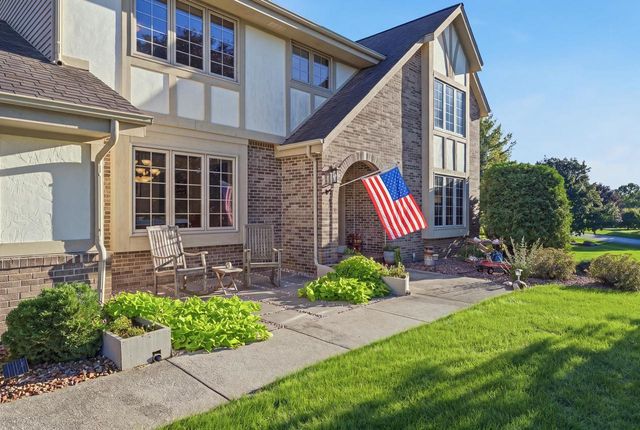 S44W23627 Amy James DRIVE, Waukesha, WI 53189