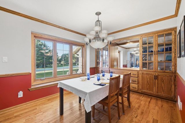 S44W23627 Amy James DRIVE, Waukesha, WI 53189