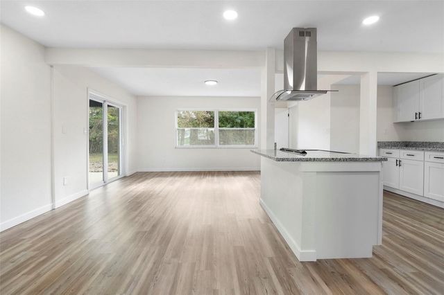 4216 NIMONS STREET, Orlando, FL 32811