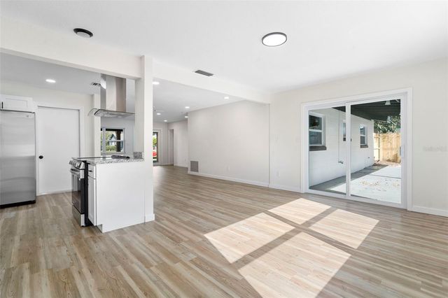 4216 NIMONS STREET, Orlando, FL 32811