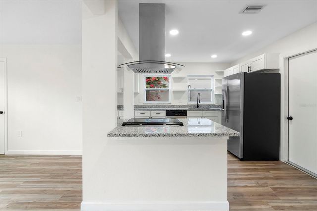 4216 NIMONS STREET, Orlando, FL 32811