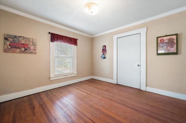 2001 N Main Street, Tahoka, TX 79373