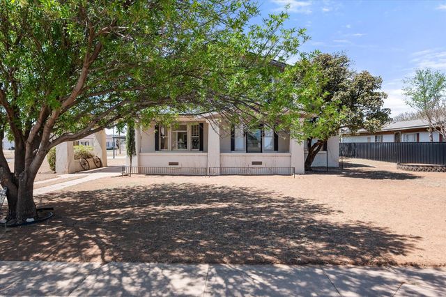 2001 N Main Street, Tahoka, TX 79373