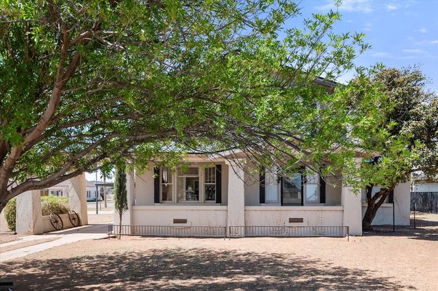 2001 N Main Street, Tahoka, TX 79373