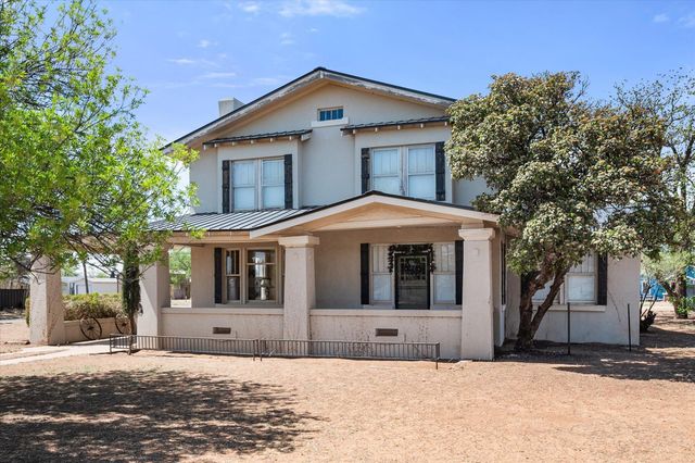 2001 N Main Street, Tahoka, TX 79373