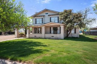 2001 N Main Street, Tahoka, TX 79373