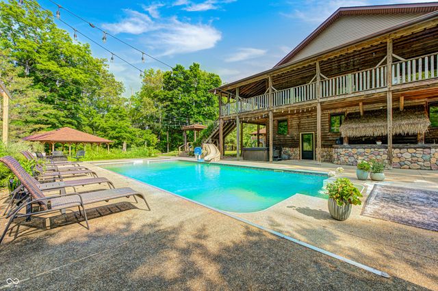 9600 N 500 E, Pendleton, IN 46064