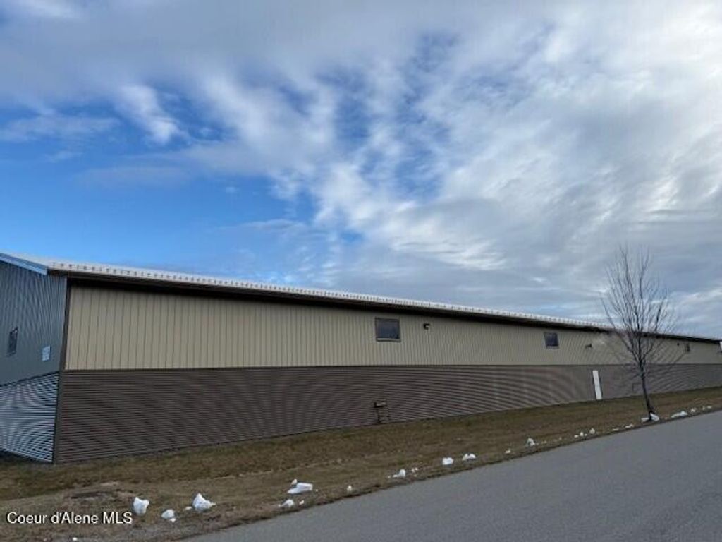 1106 Airpark Court, Sandpoint, ID 83864 photo 3