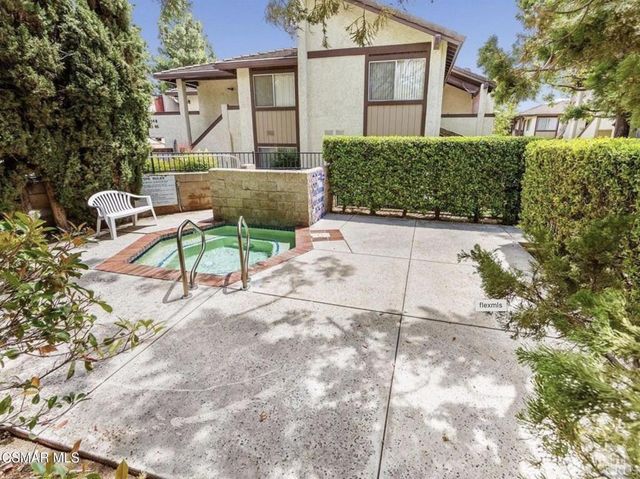 1342 E Hillcrest Drive 17, Thousand Oaks, CA 91362