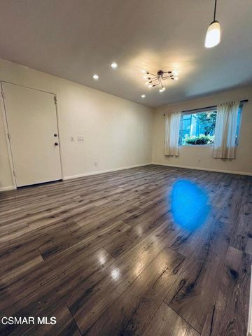 1342 E Hillcrest Drive 17, Thousand Oaks, CA 91362